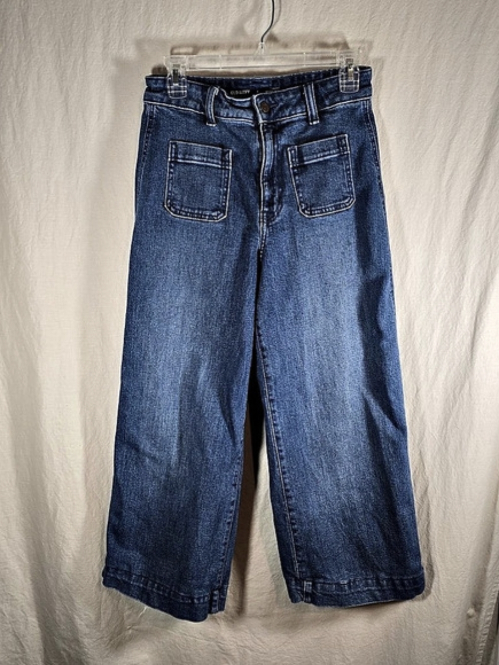 Old Navy Extra High Rise Wide Leg Crop Jeans Size 4